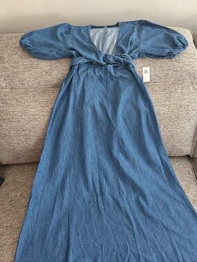 Old Navy Denim-Effect Blue Maxi Wrap Dress with Puff Sleeves